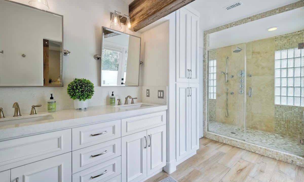 Photo of Bathroom in Leucadia