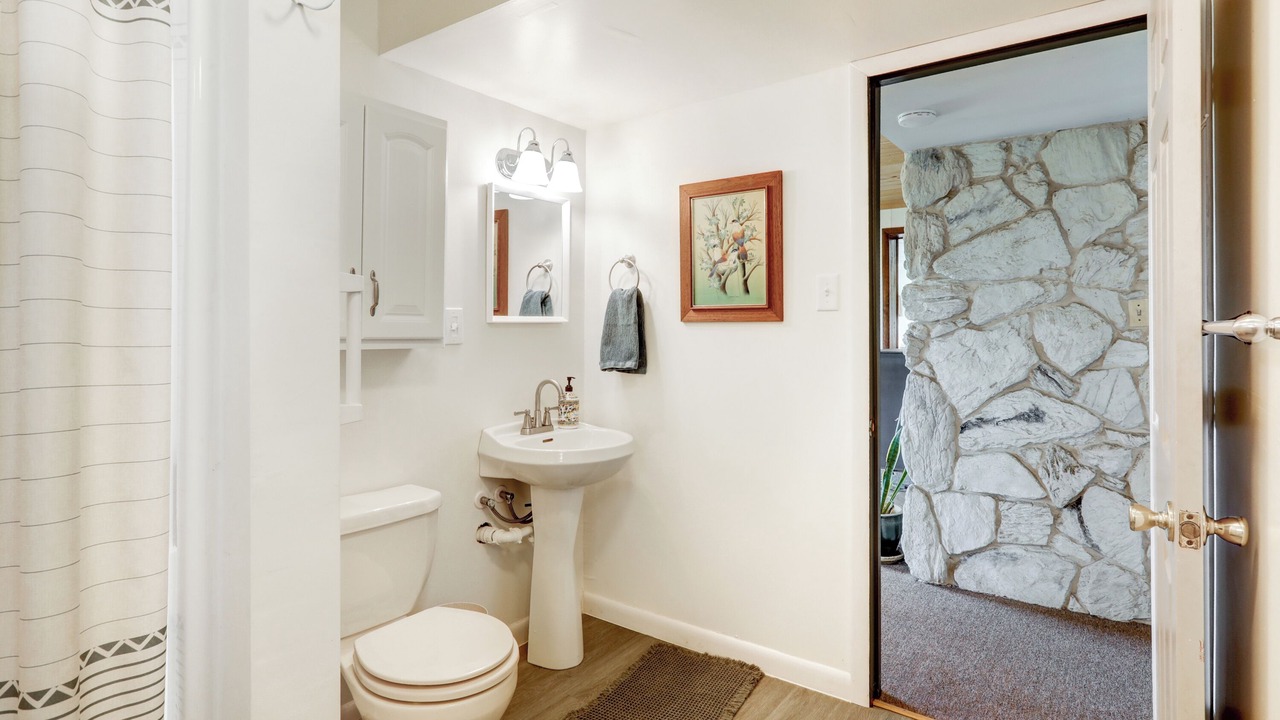 Photo of Bathroom in Willow Street