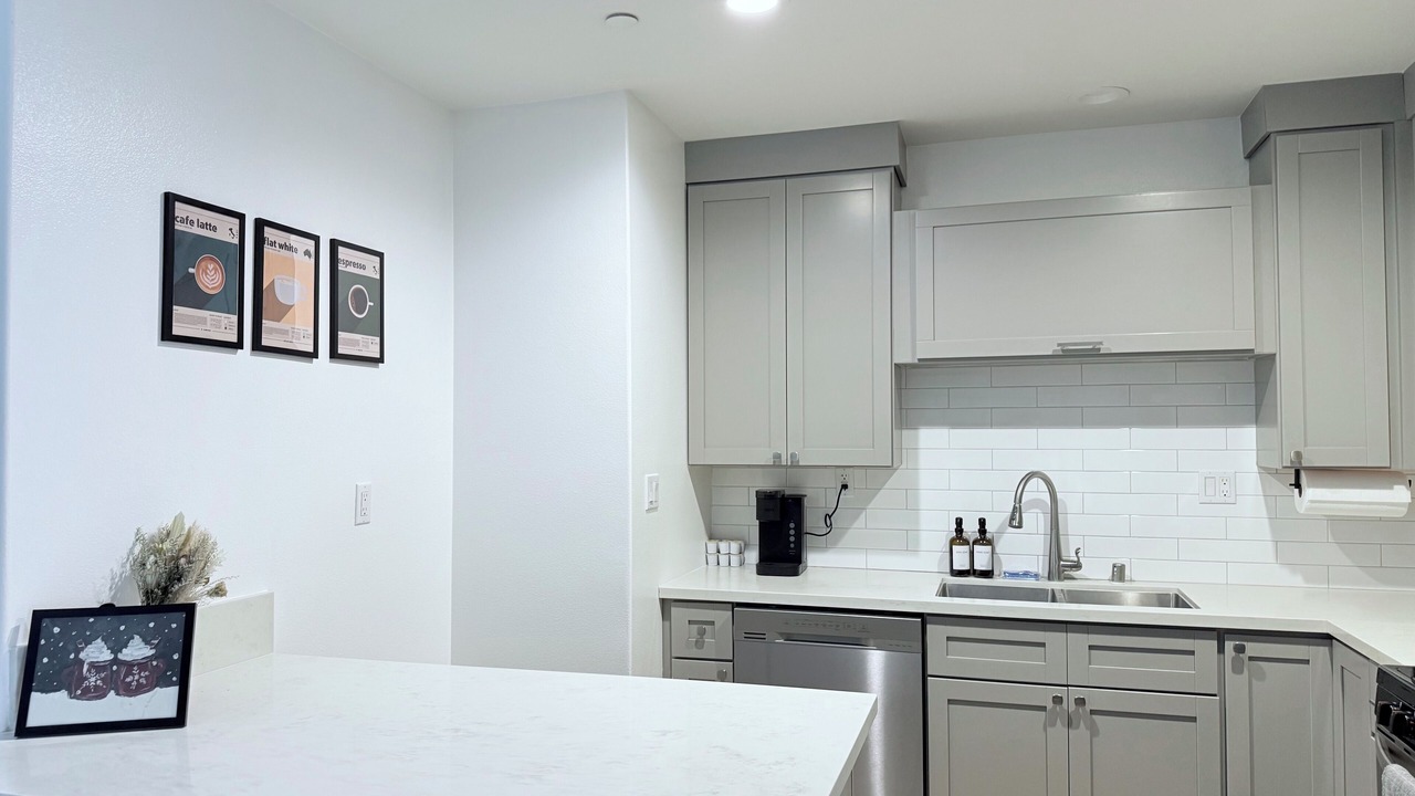 Photo of Kitchen in Midway City