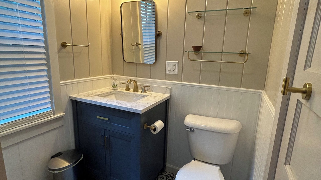 Photo of Bathroom in Brooklin