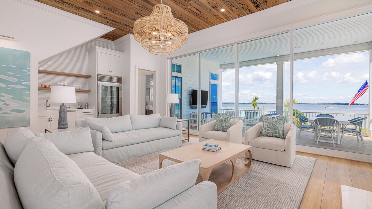 Photo of Livingroom in Pensacola Beach
