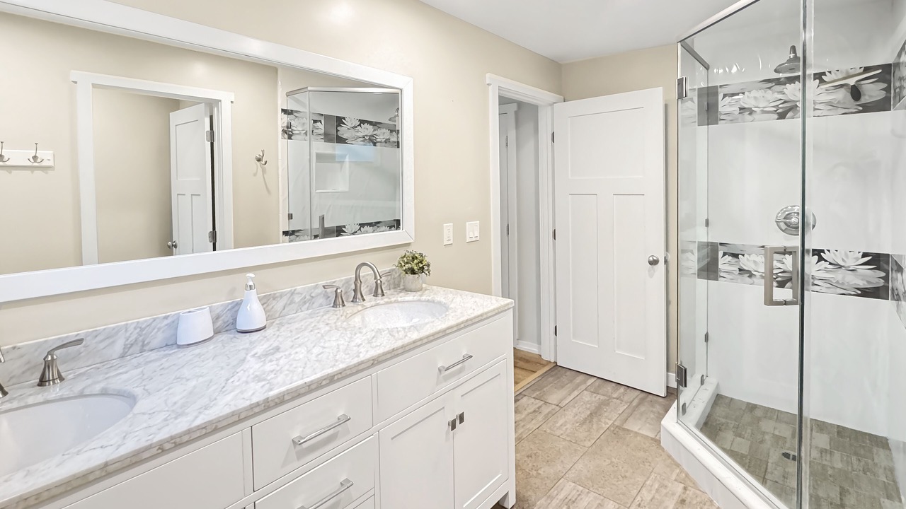 Photo of Bathroom in Southwest Anaheim