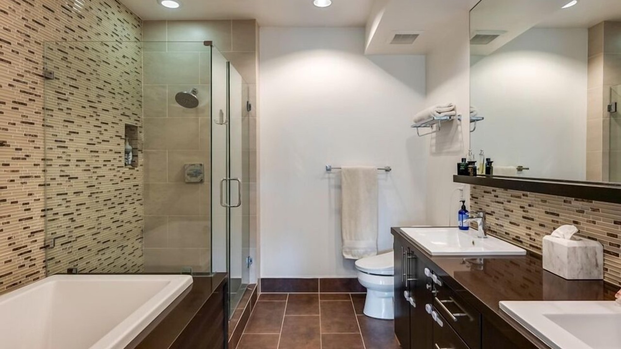 Photo of Bathroom in Studio City