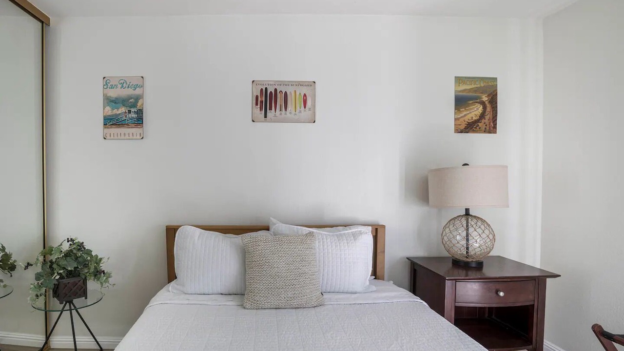Photo of Bedroom in Crown Point