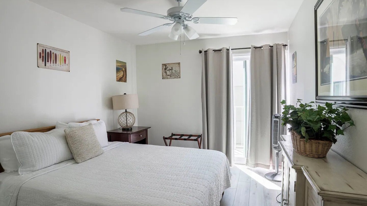 Photo of Bedroom in Crown Point