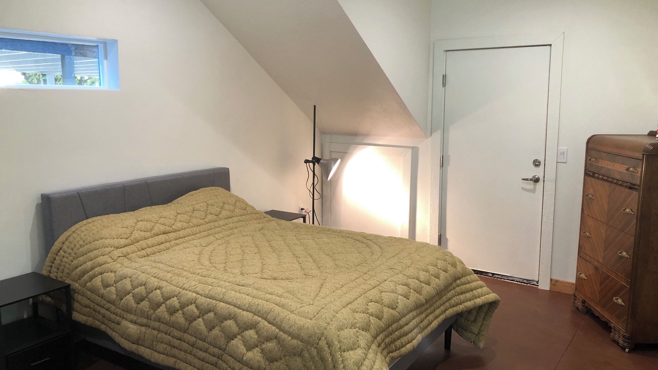Photo of Bedroom in Sunset