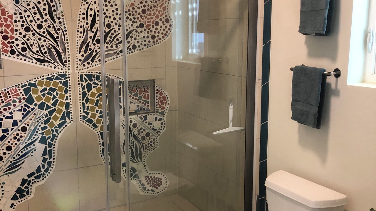 Photo of Bathroom in Sunset