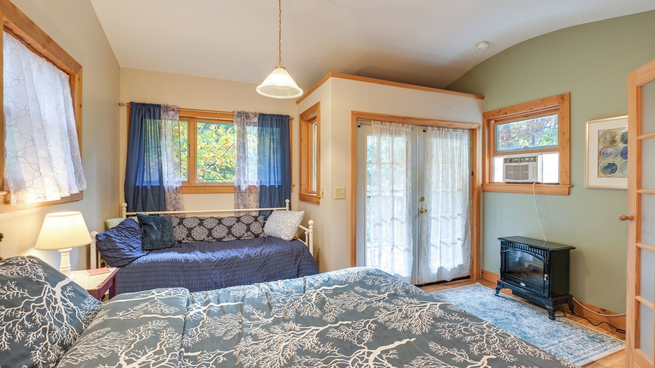 Photo of Bedroom in Bar Harbor