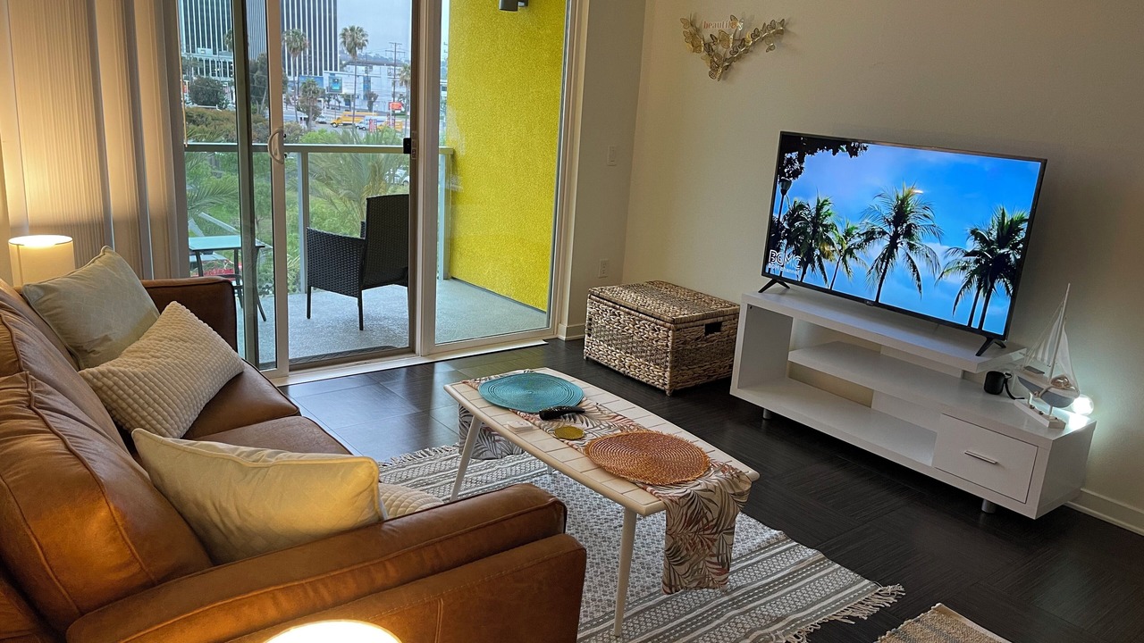 Photo of Livingroom in Culver - West