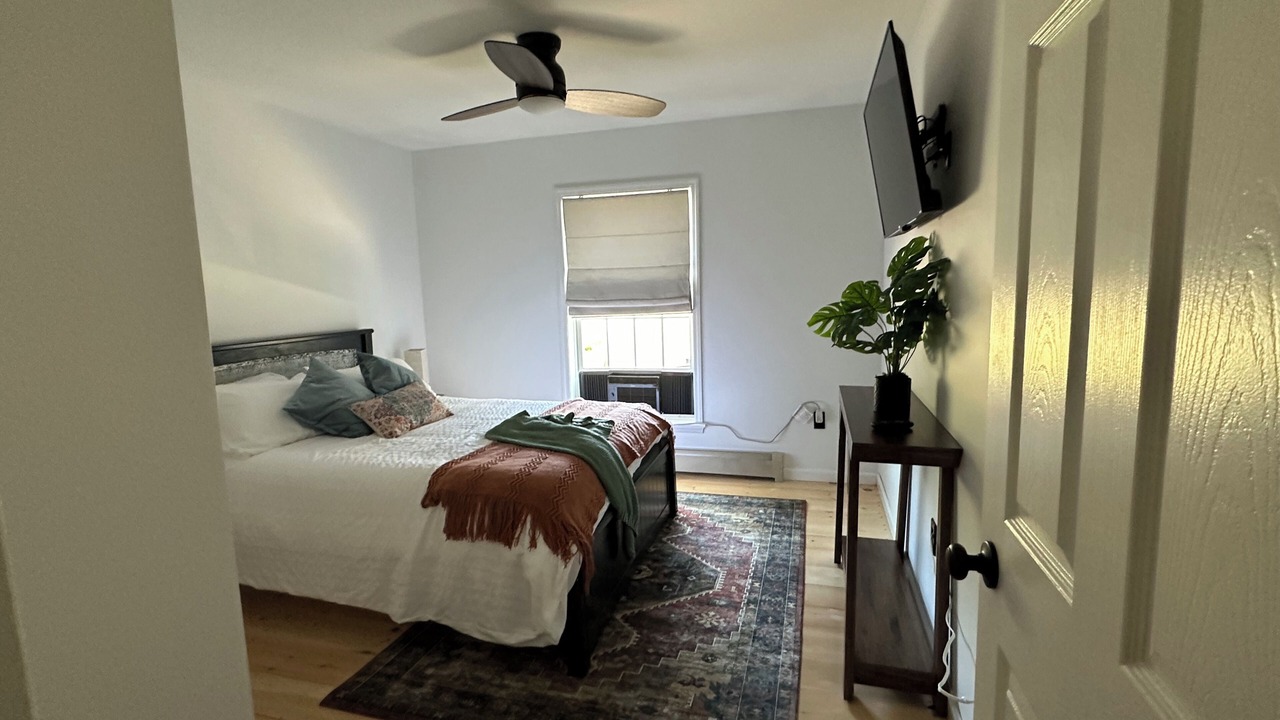 Photo of Bedroom in Searsport