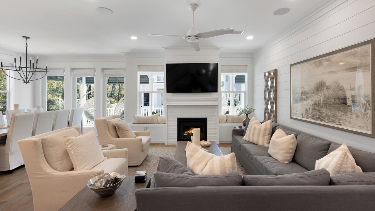 Photo of Livingroom in WaterSound West Beach
