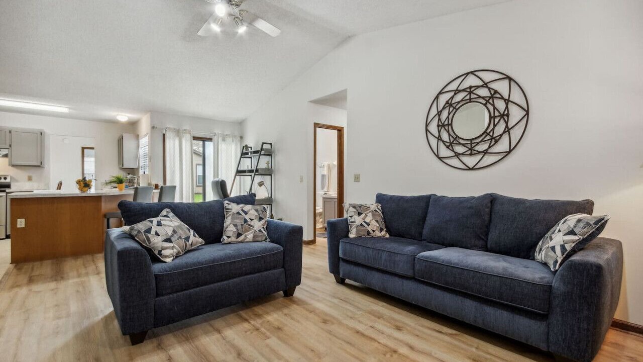 Photo of Livingroom in Northside