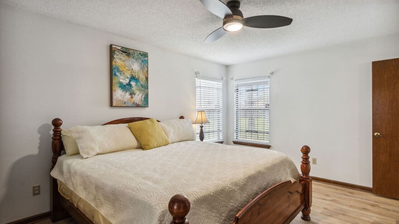 Photo of Bedroom in Northside