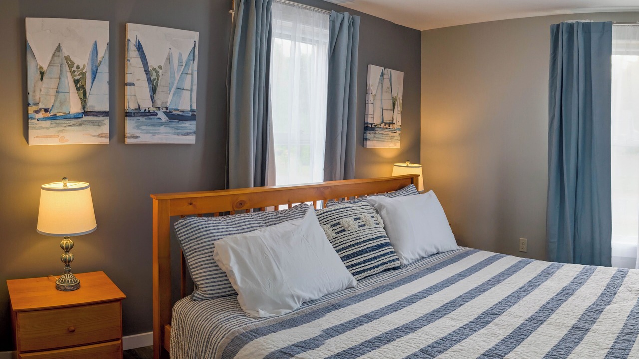 Photo of Bedroom in Ellsworth