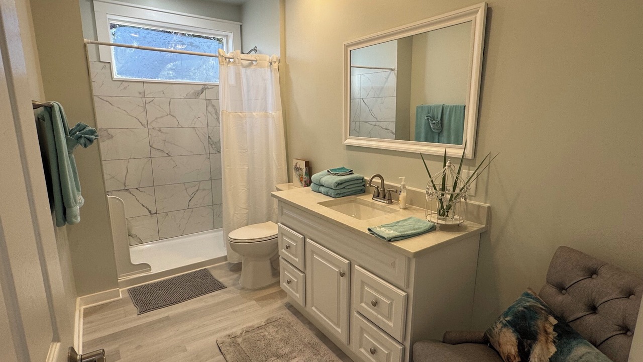 Photo of Bathroom in Niceville