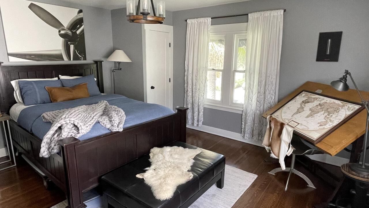 Photo of Bedroom in Mid City