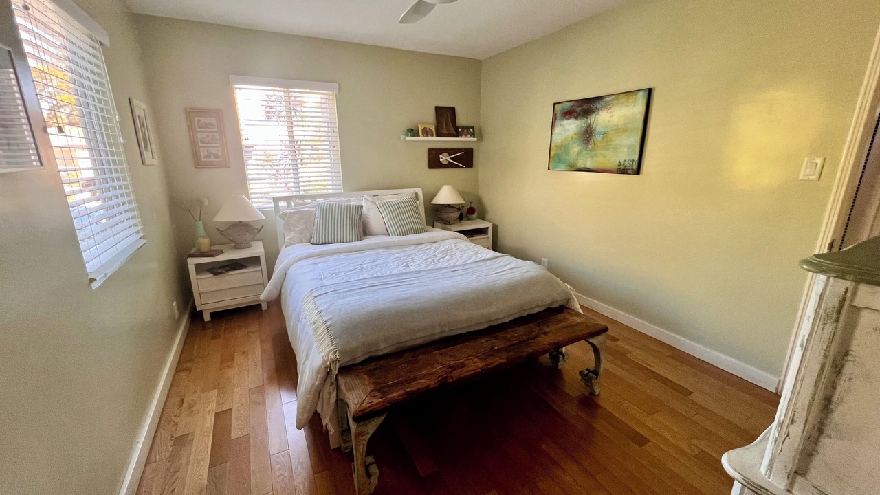 Photo of Bedroom in Mar Vista
