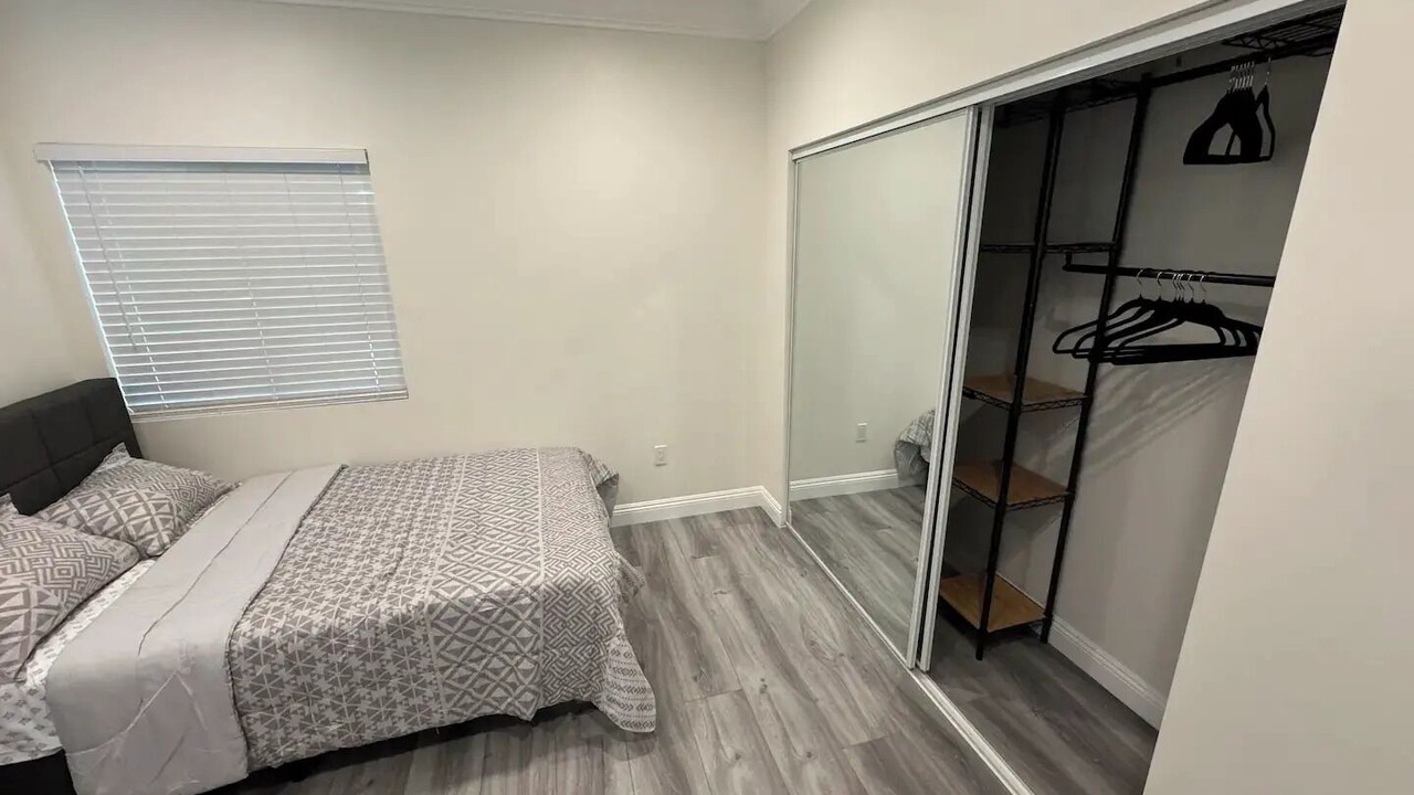 Photo of Bedroom in Mar Vista