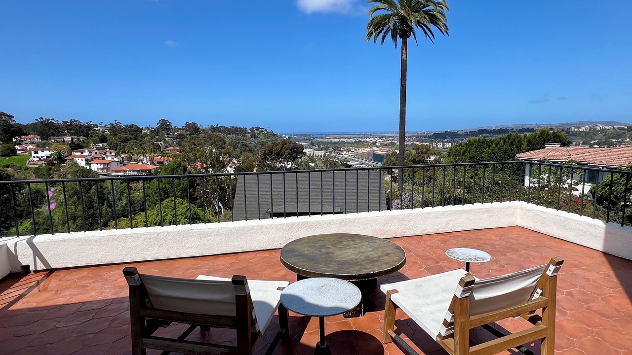 Photo of Patio Balcony in Mission Hills