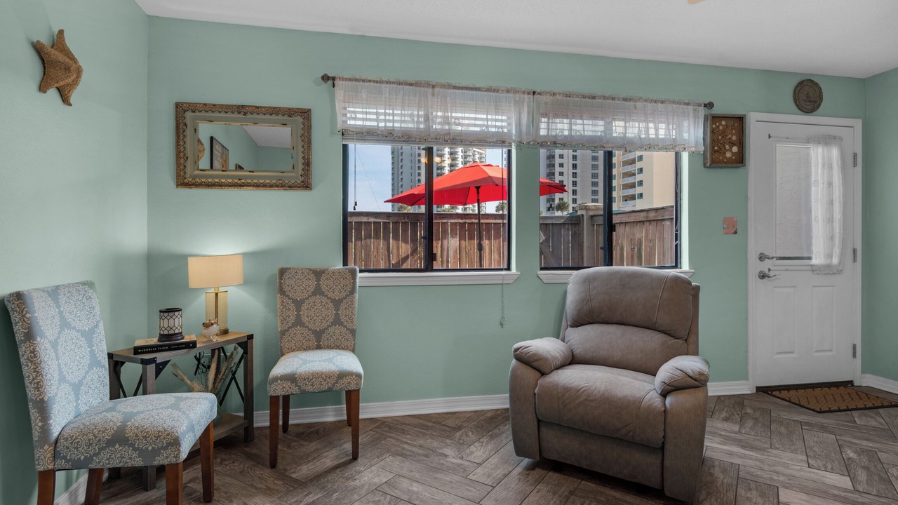 Photo of Livingroom in Sugar Beach