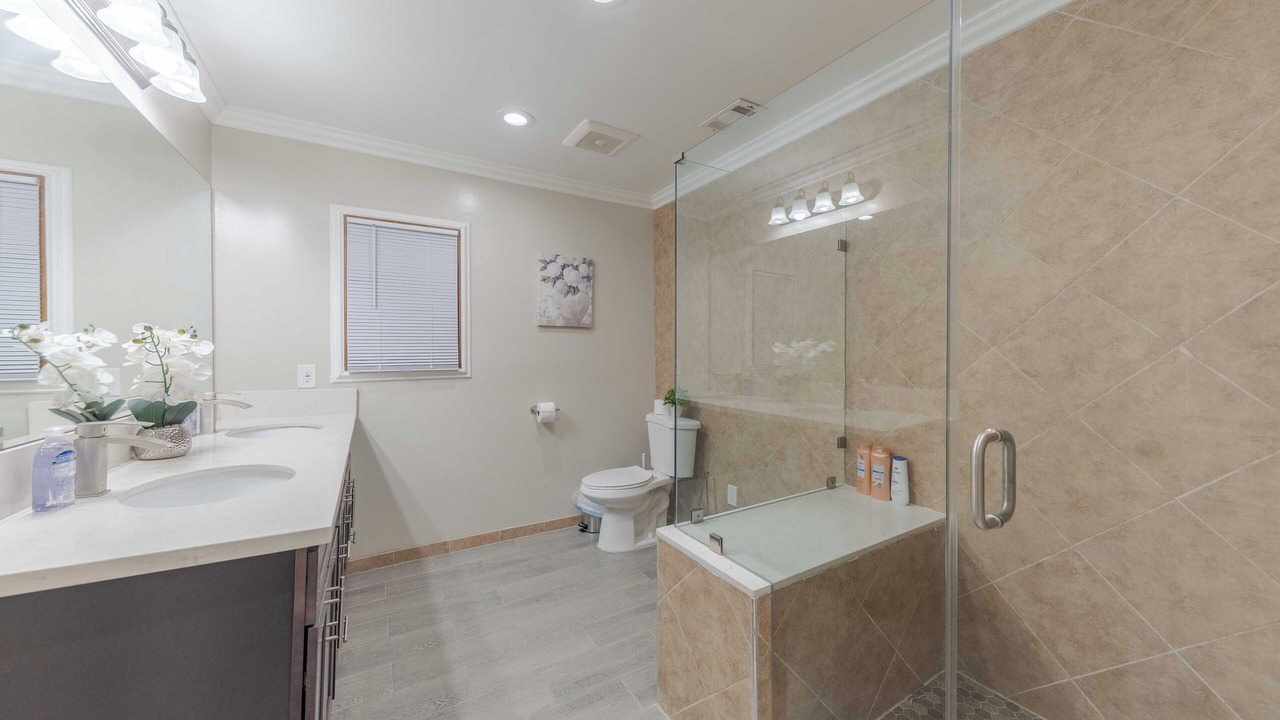 Photo of Bathroom in Pasadena