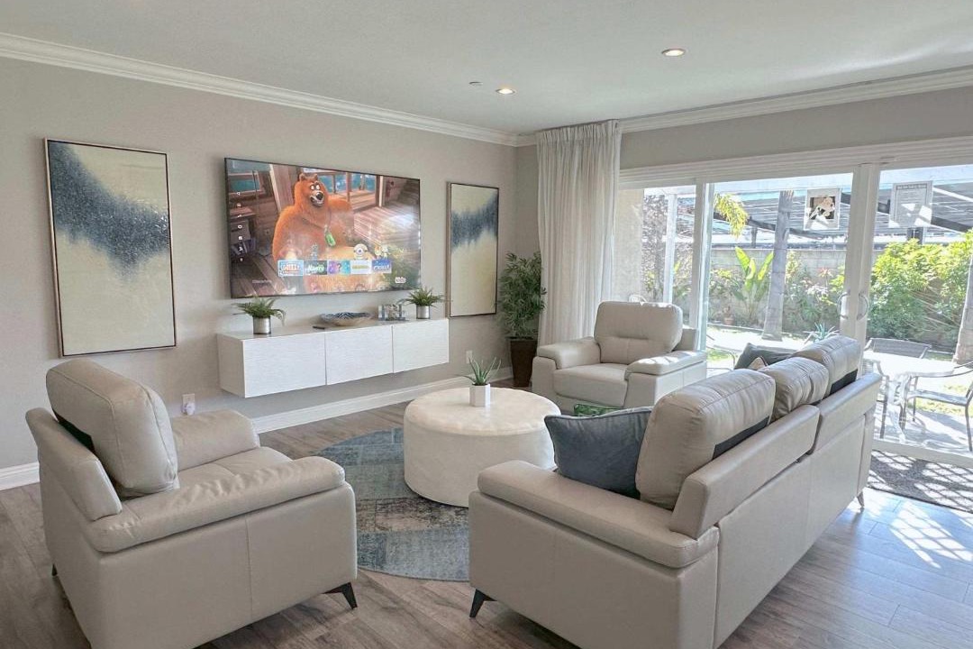 Photo of Livingroom in Hermosa Village