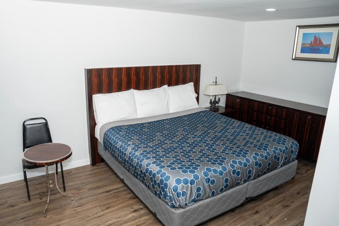 Photo of Bedroom in Monocacy Station