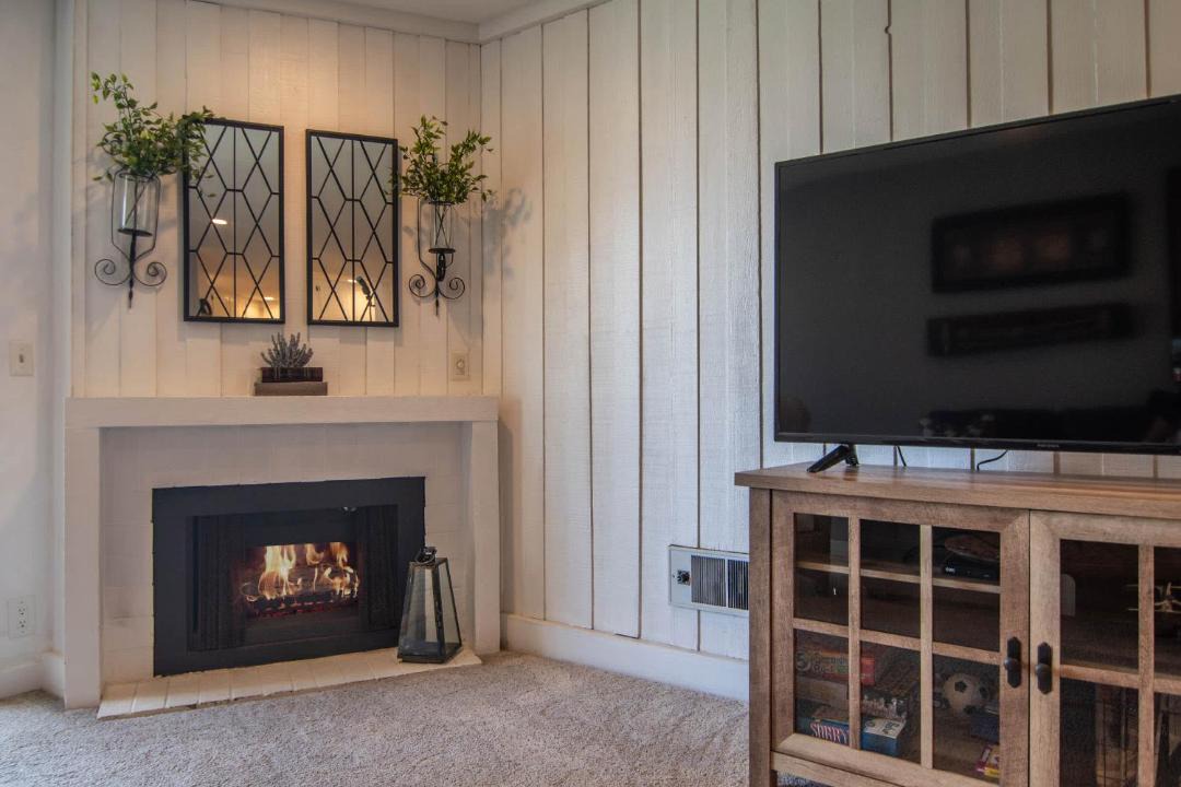 Photo of Livingroom in Townsite