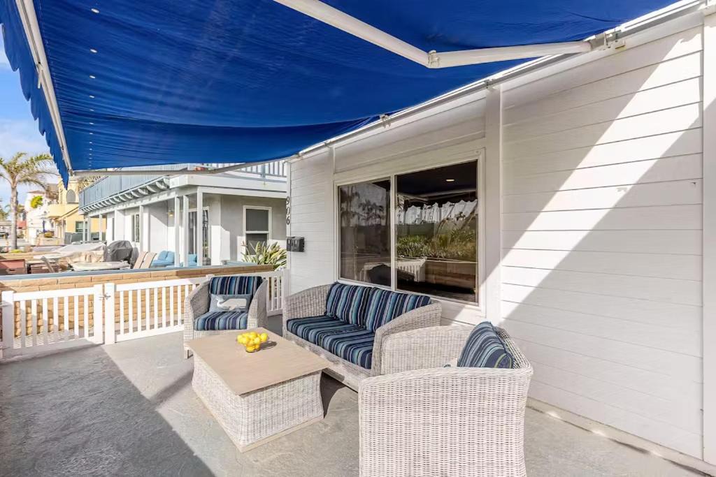 Photo of Patio Balcony in Balboa Peninsula