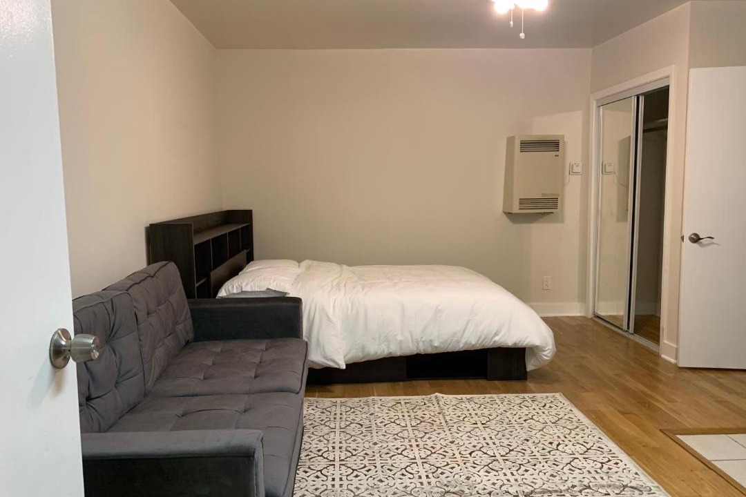 Photo of Bedroom in West Los Angeles