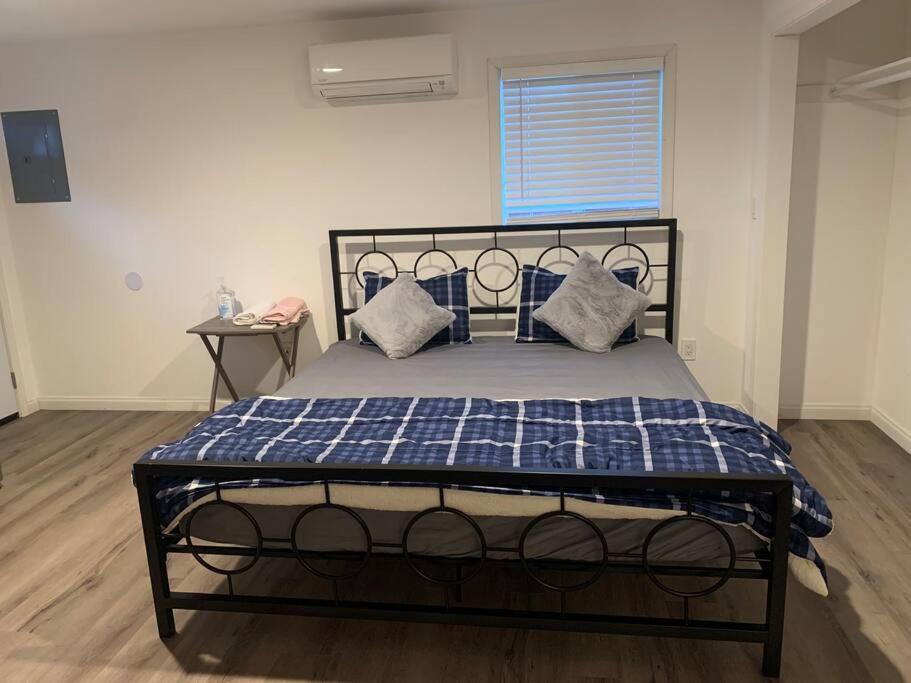 Photo of Bedroom in Fullerton