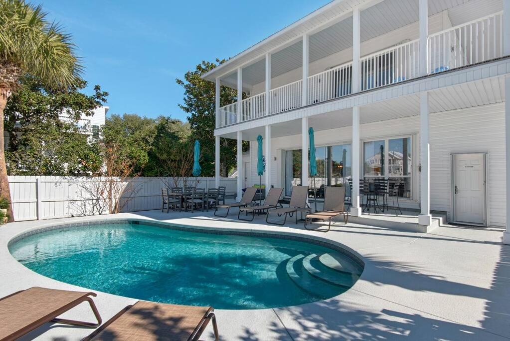 Photo of Patio Balcony in Crystal Beach