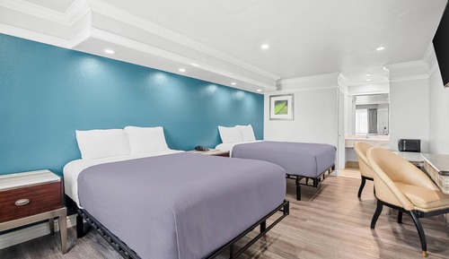 Standard Room, 2 Queen Beds, Non Smoking