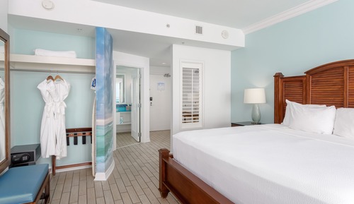 Room, 1 King Bed, Balcony (Gulf Front)