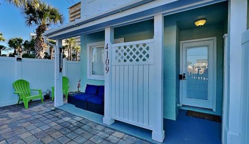 Two-Bedroom Townhouse