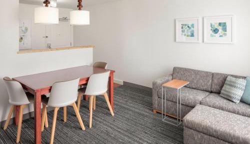 Two-Bedroom Suite