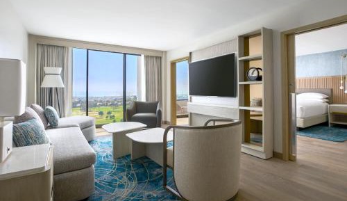 Sky Ocean Suite, 1 King, Ocean View, Sky