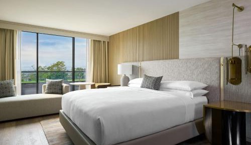 Sanctuary Retreat, 1 King, Partial Ocean View