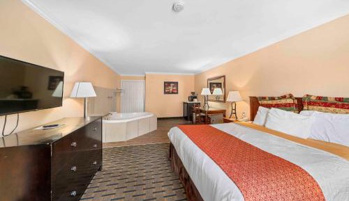 King Room with Spa Bath