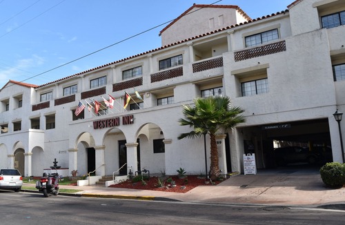 Old Town Hotel | Western Inn Old Town San Diego Hotel