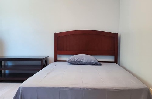 West Los Angeles Apartment | Bright 1B/1B Close to UCLA & SMC