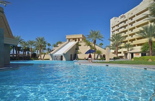 Enterprise Hotel | Your Resort in Vegas Near the Strip! Explore and Swim with Onsite Pool | 2 Units
